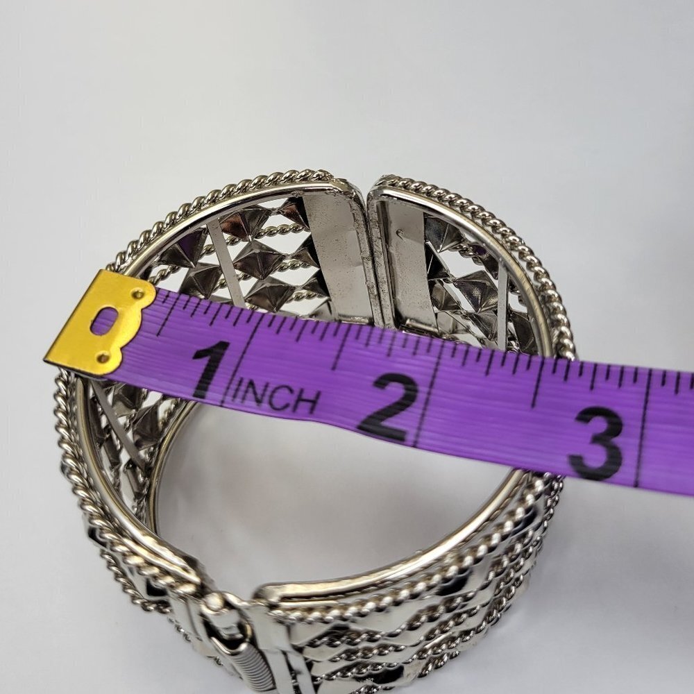 Large Round Silver Tone Hinged Bracelet - Picture 9 of 12